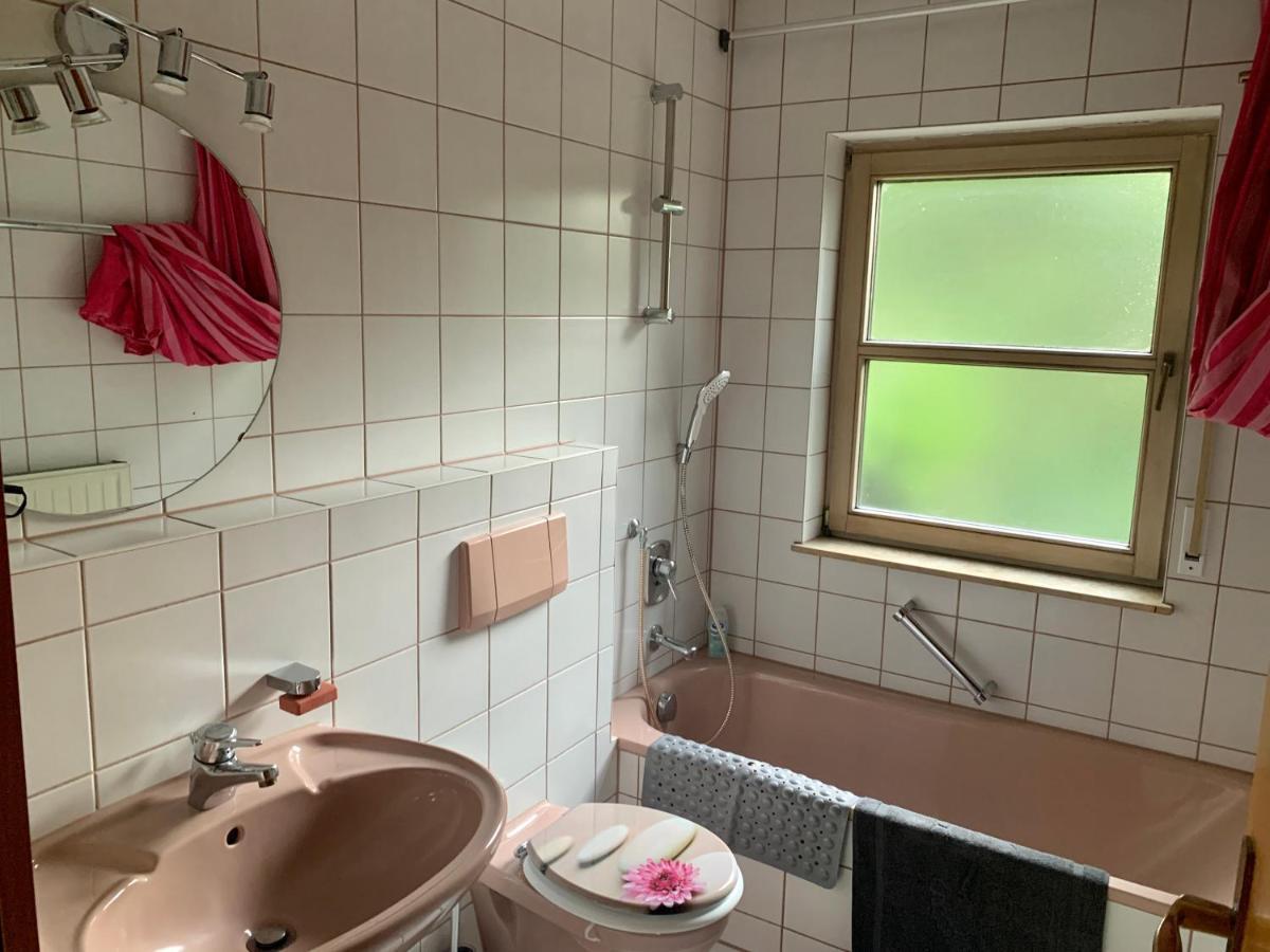 Einladendes Appartement Im Gruenen Fuer 2 Personen 奥斯特拉赫 外观 照片